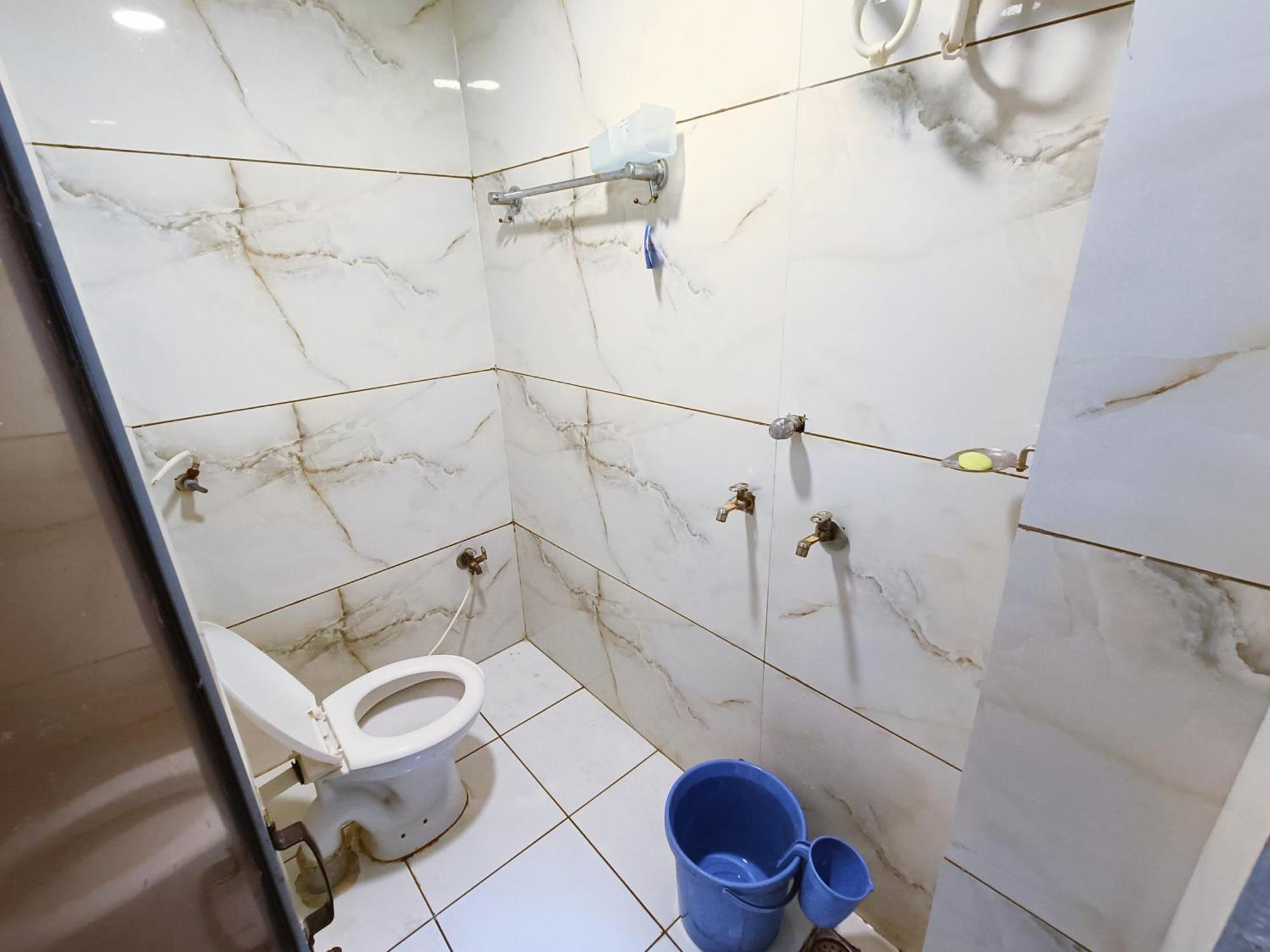 Hotel S Tower Ujjain Bagian luar foto